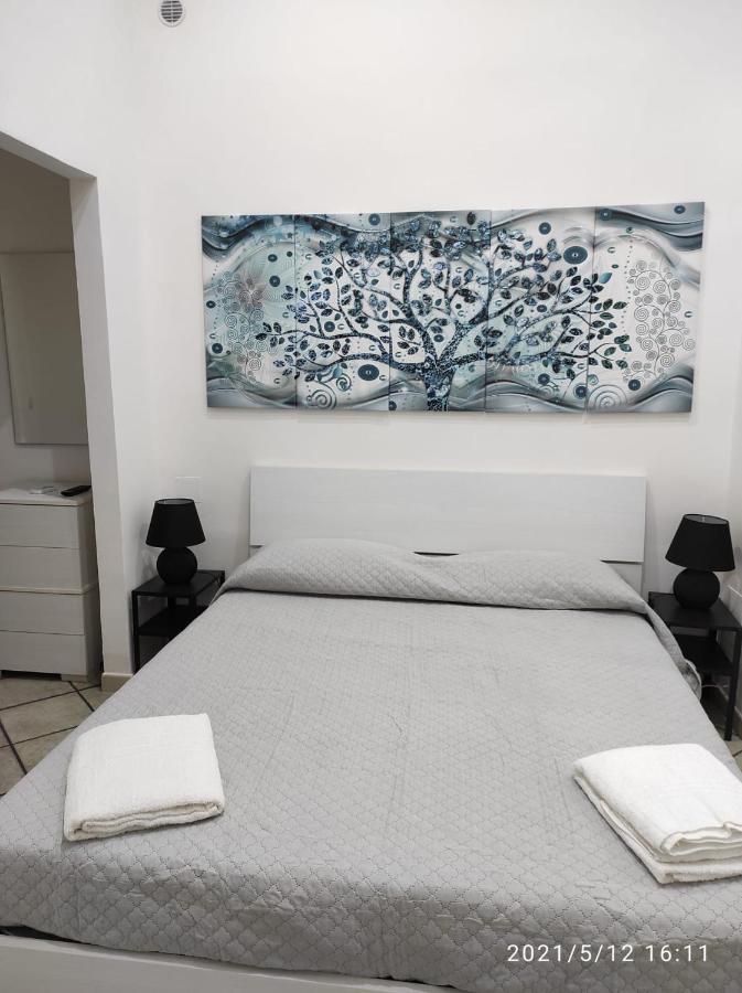 Soel Holiday Apartment Catania Bagian luar foto